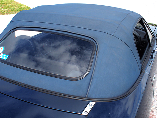初代ロードスター 車内画像７専用ブルー幌 リアスクリーンはガラスへ交換済み